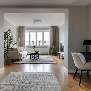 https://live-stay-vr40.gothenburg-hotel.com